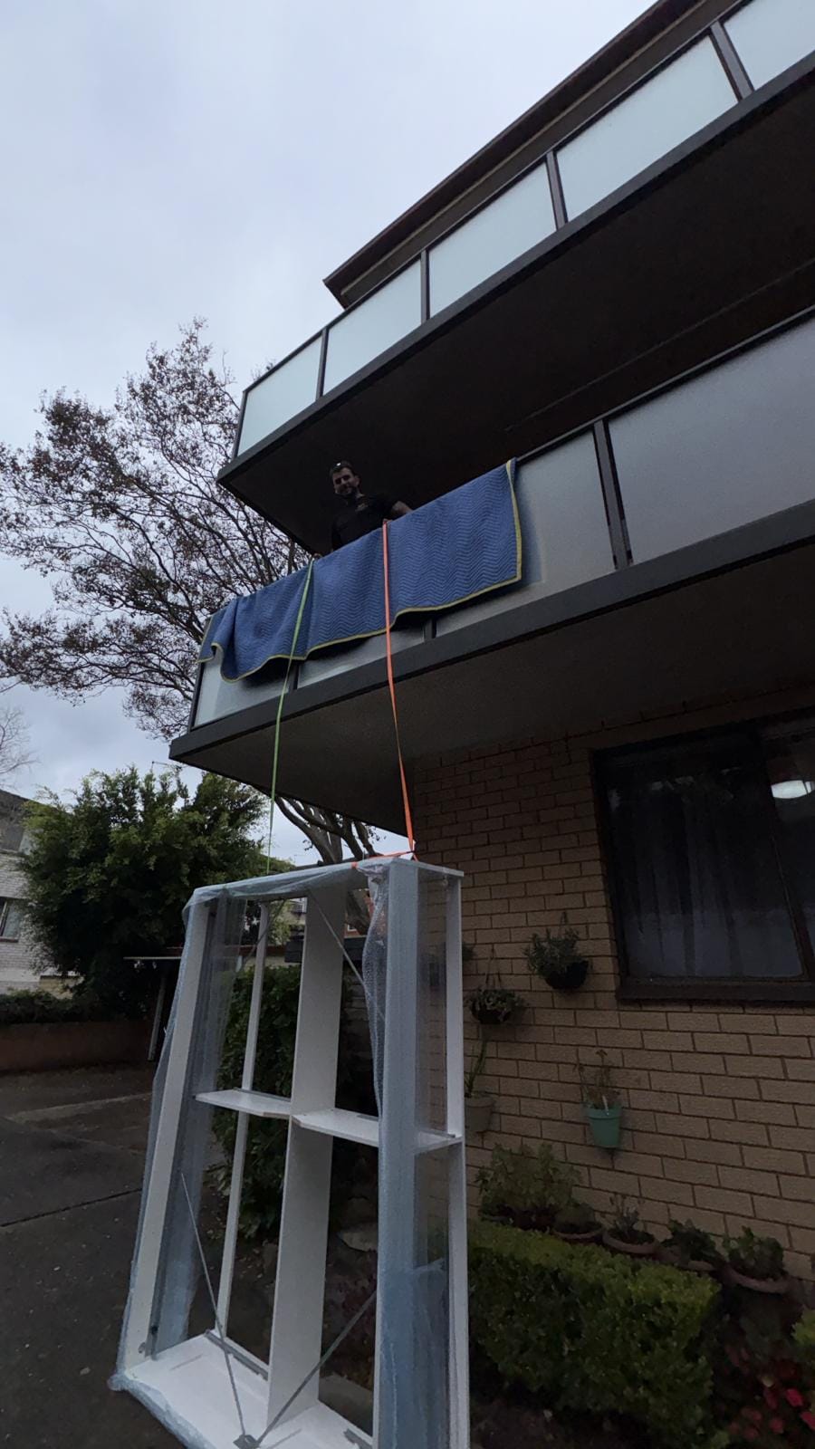 How Many Removalists Do I Need