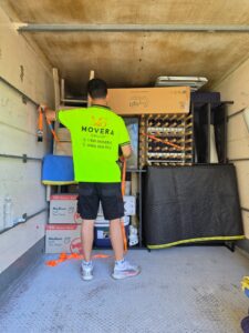 Professional removalist experience moving family home